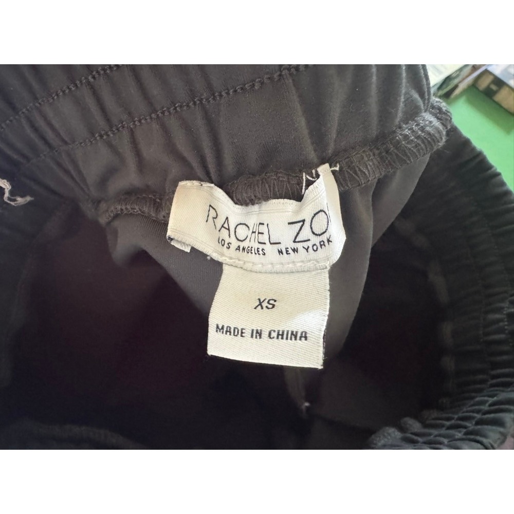 Rachel Zoe Active Shorts XS Dark Grey Drawstring Pockets NWOT - Picture 2 of 3